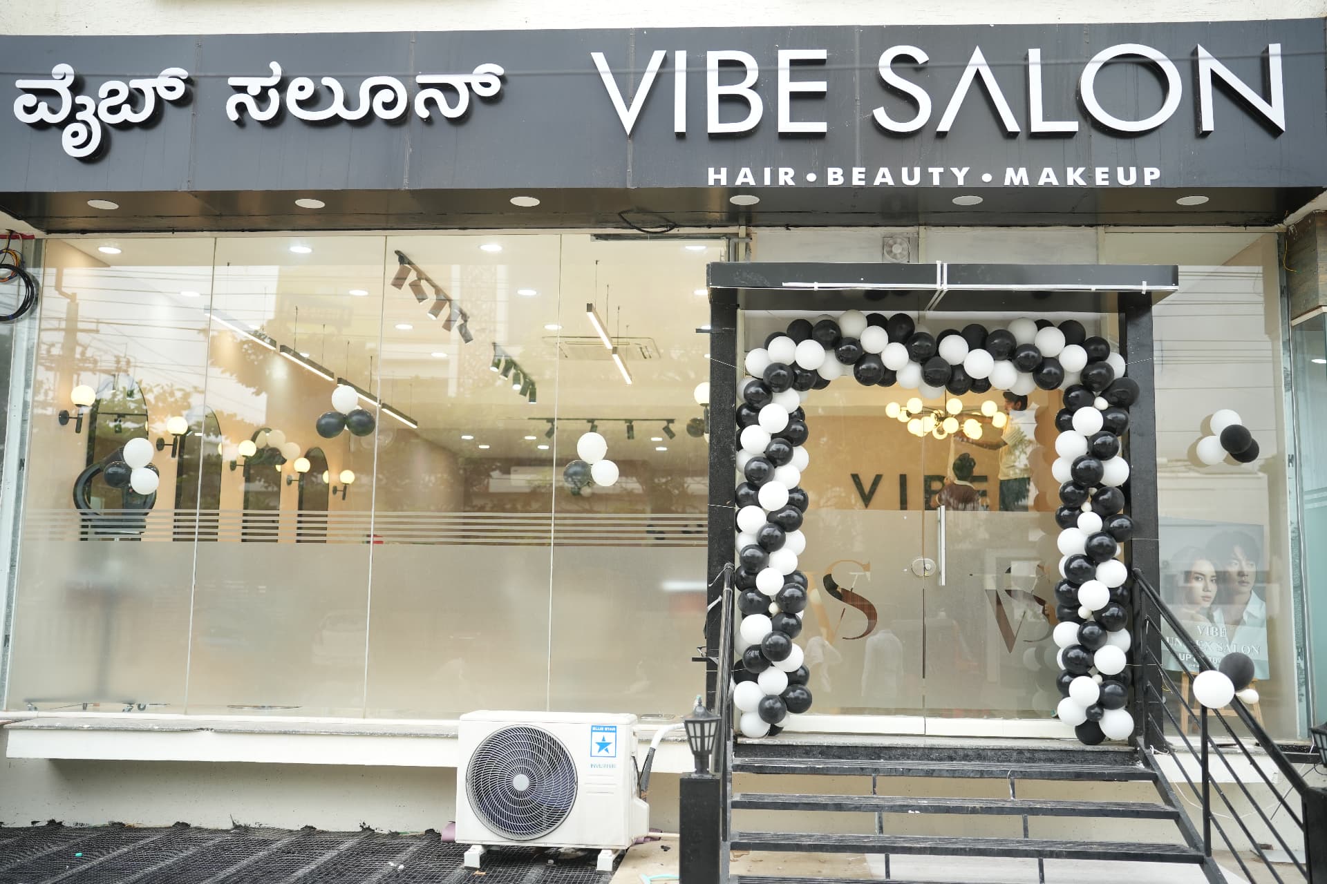 Vibe Salon exterior signage